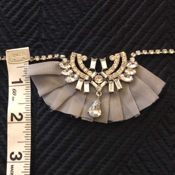 Banana Republic crystal necklace - Picture 6 of 6